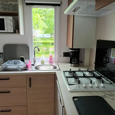 Mobilhome مكان تخييم *